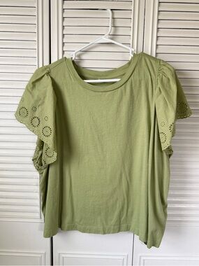 Old Navy Eyelet Flutter Sleeve Tee